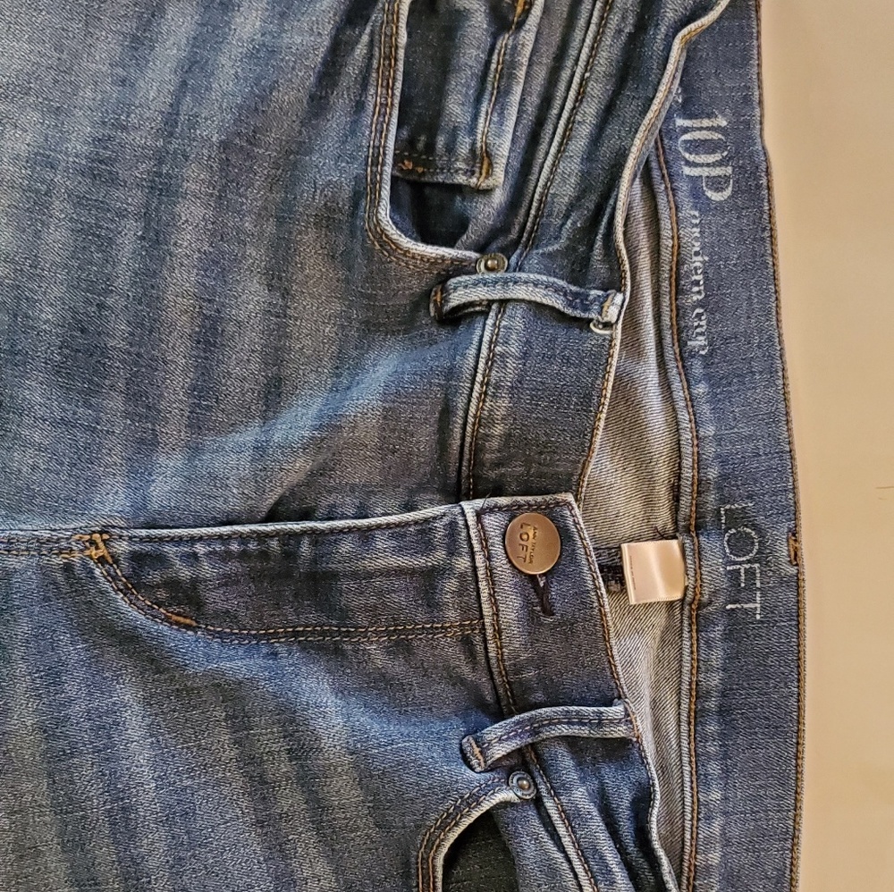 Loft Modern Crop Denim capris